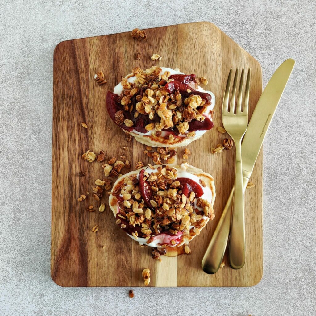 placuszki drożdżowe ze śliwkami